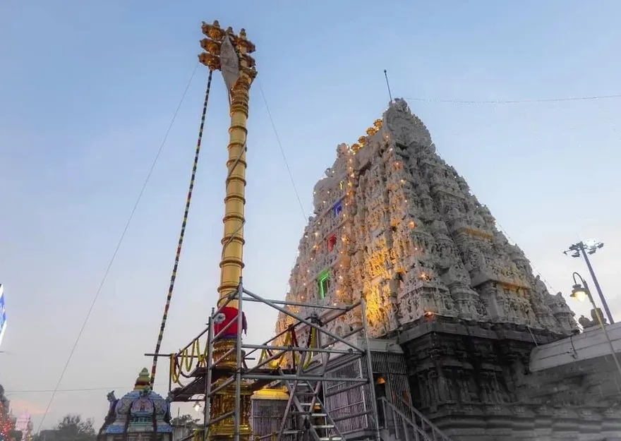 Kamakshi Amman Temple – Kancheepuram