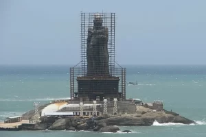 Thiruvalluvar Statue – Kanyakumari