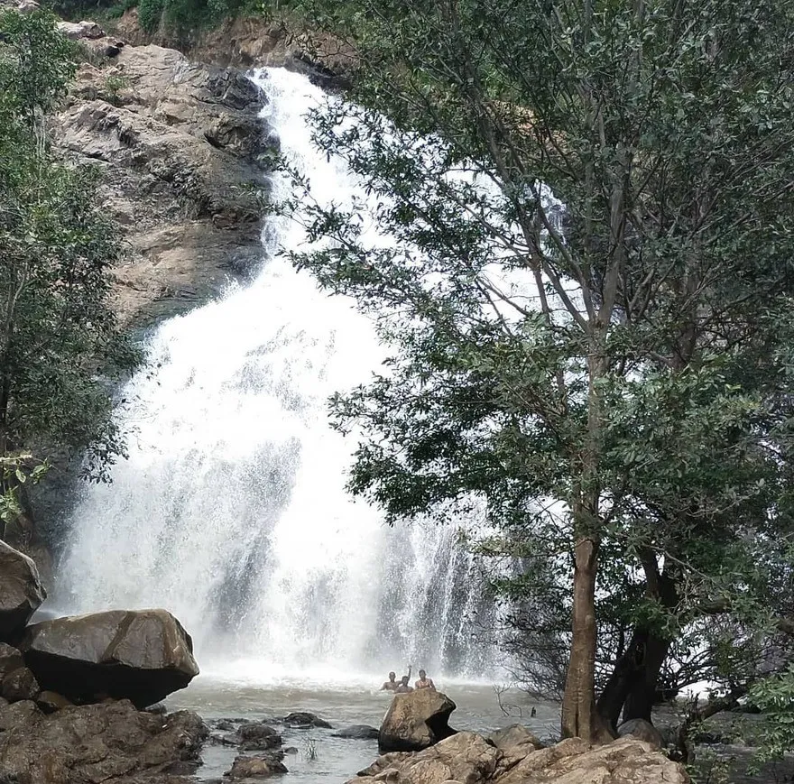 Megam Falls – Kallakuruchi