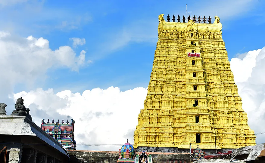 Explore the Sacred Ramanathaswamy Temple at Rameswaram